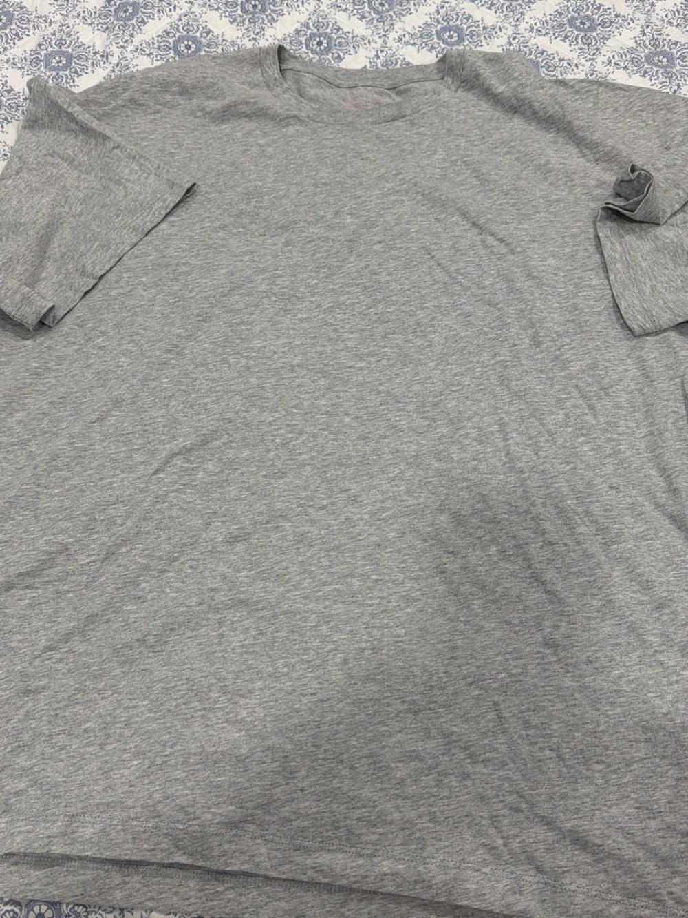 Victoria's Secret Heather Gray Short Sleeve Crewneck Tee